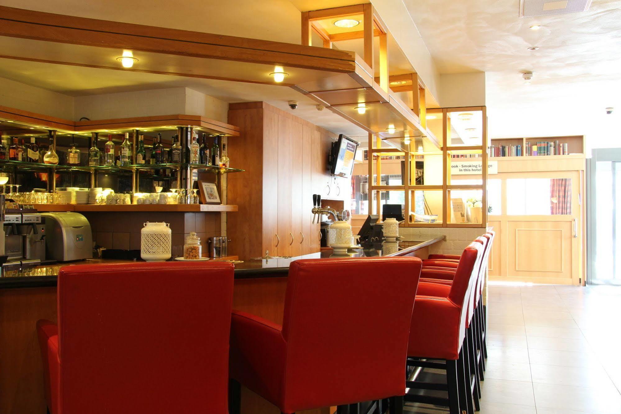 Bastion Hotel Rotterdam Alexander Екстериор снимка